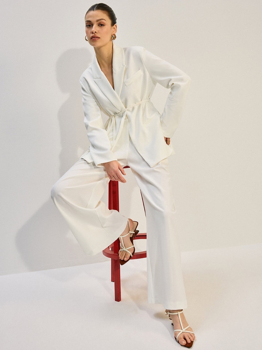 Commense Textured Wide-Leg Pants - Picture 5 of 7